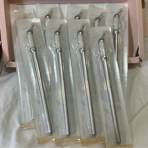 TINA DAVIES Harmony Microblades curved shaders classic eyebrows - Picture 3 of 6